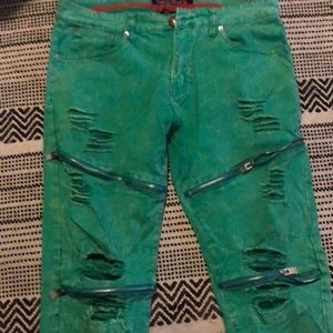 Jeans that’s only for people with a fashion taste